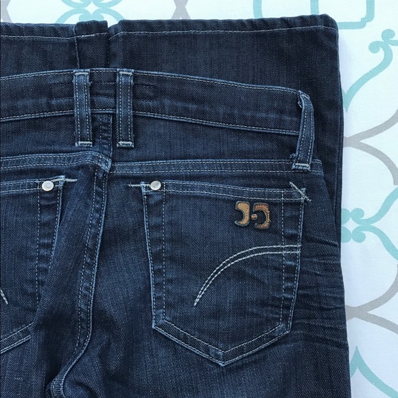 💙👖CUTE DARK JOE’S JEANS👖💙25 0 29” Whiskering!! - Picture 2 of 8